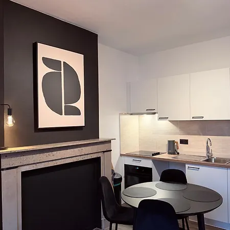 Cosy 2-room For 4 Guests Near Sint-pieters Station, And Close To The Centre Apartment