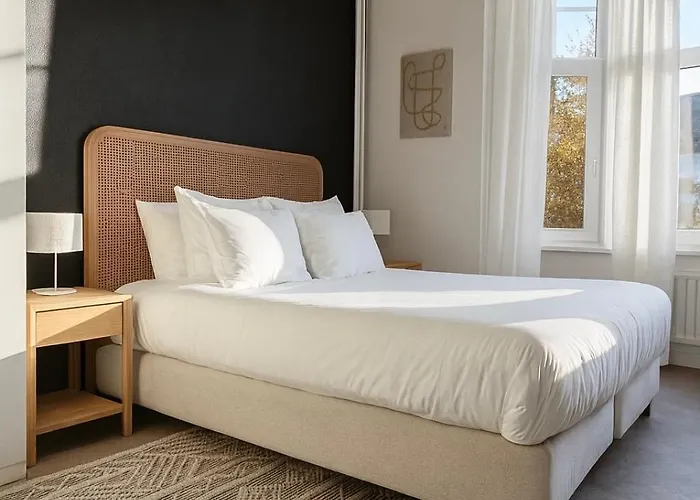 Apartment Cosy 2-room For 4 Guests Near Sint-pieters Station, And Close To The Centre Ghent